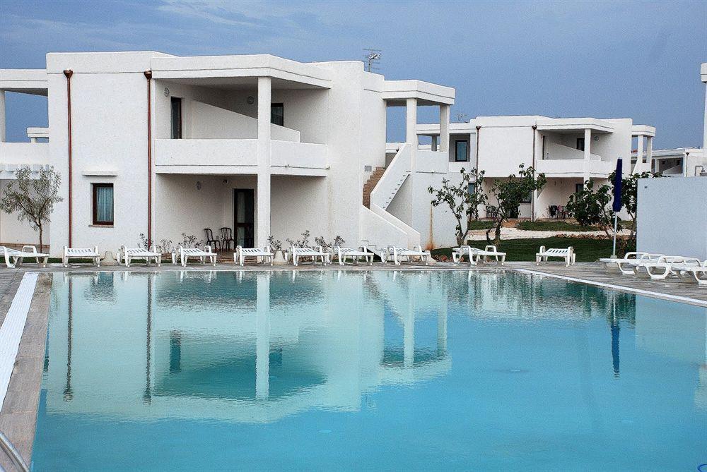 Torre Guaceto Resort Carovigno Eksteriør bilde